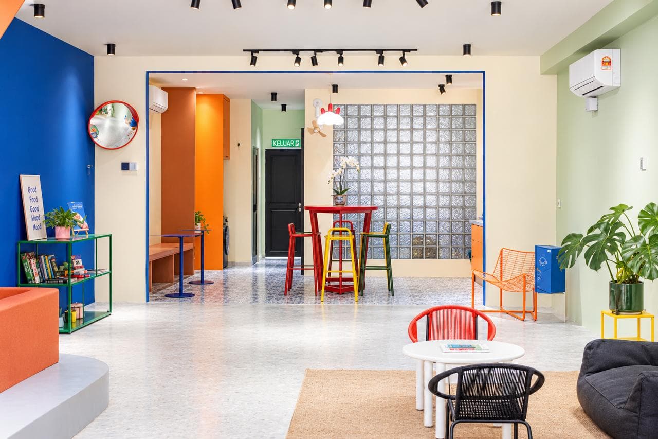 Shared Lounge & Pantry